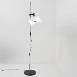 Lampa podłogowa TRIEDRO 8994