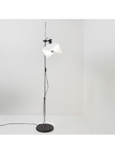Lampa podłogowa TRIEDRO 8994