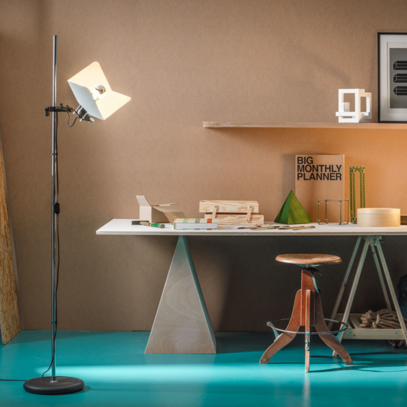 Lampa podłogowa TRIEDRO 8994