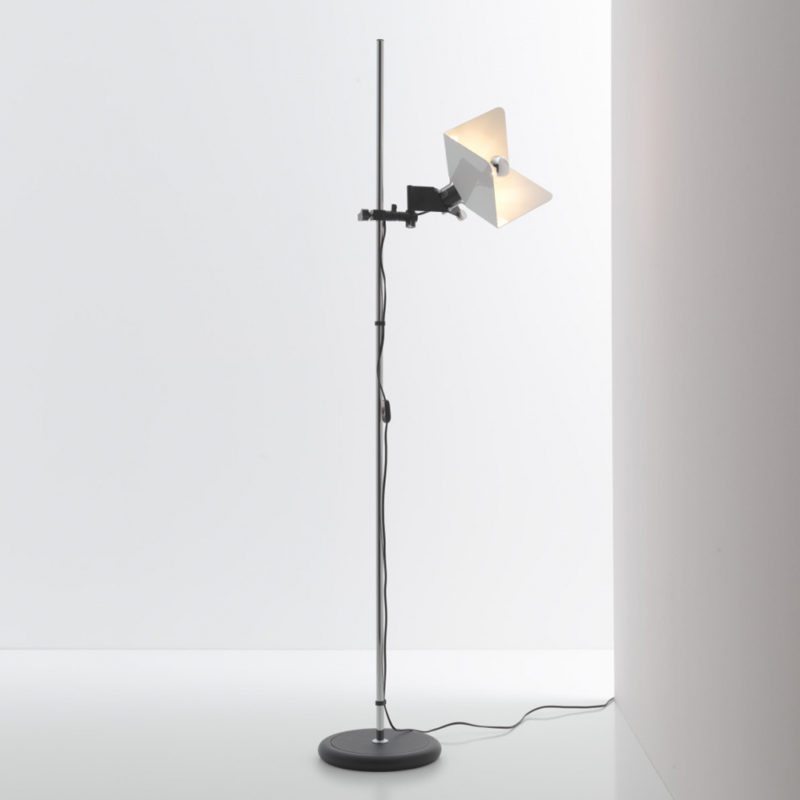 Lampa podłogowa TRIEDRO 8994