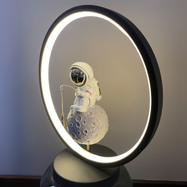 Lampa stołowa ASTRONAUTA