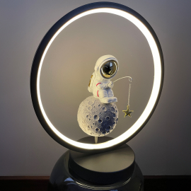 Lampa stołowa ASTRONAUTA