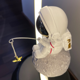 Lampa stołowa ASTRONAUTA