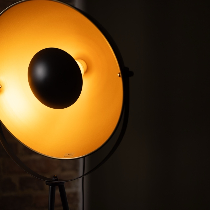 Lampa podłogowa LARC F16019