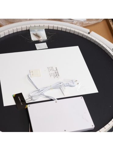 Lustro LED 80 cm D3004