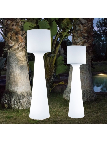 Lampa zewnętrzna GRACE RGB 3102