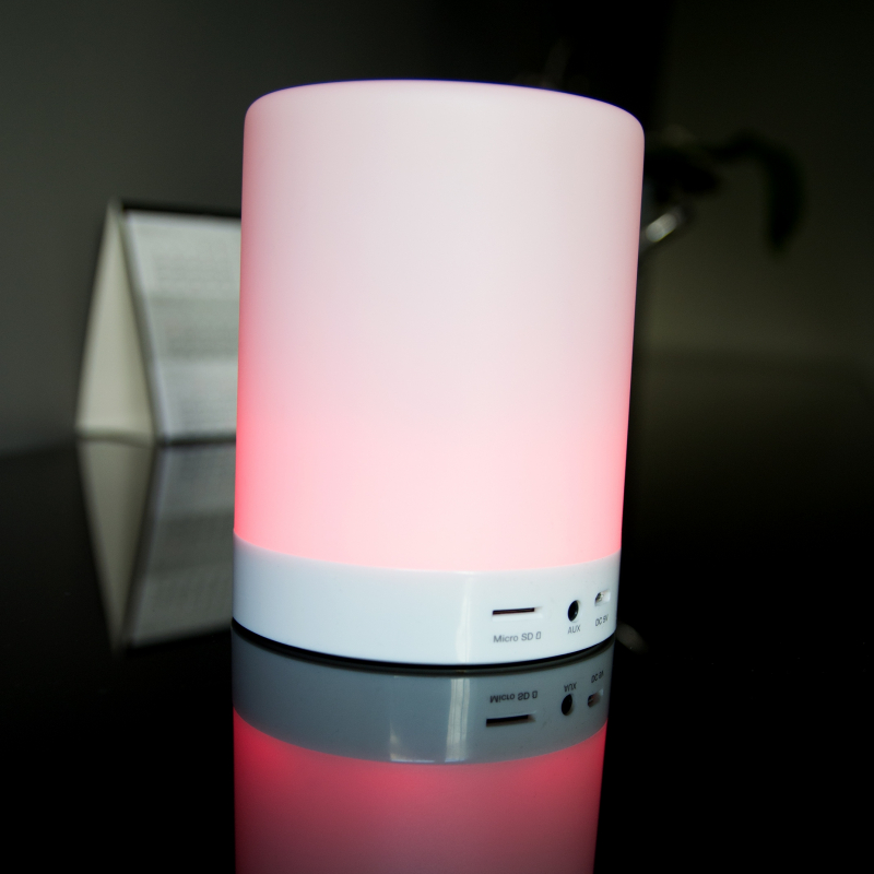 Lampa biurkowa z funkcją głośnika JOURNEY LED RGB